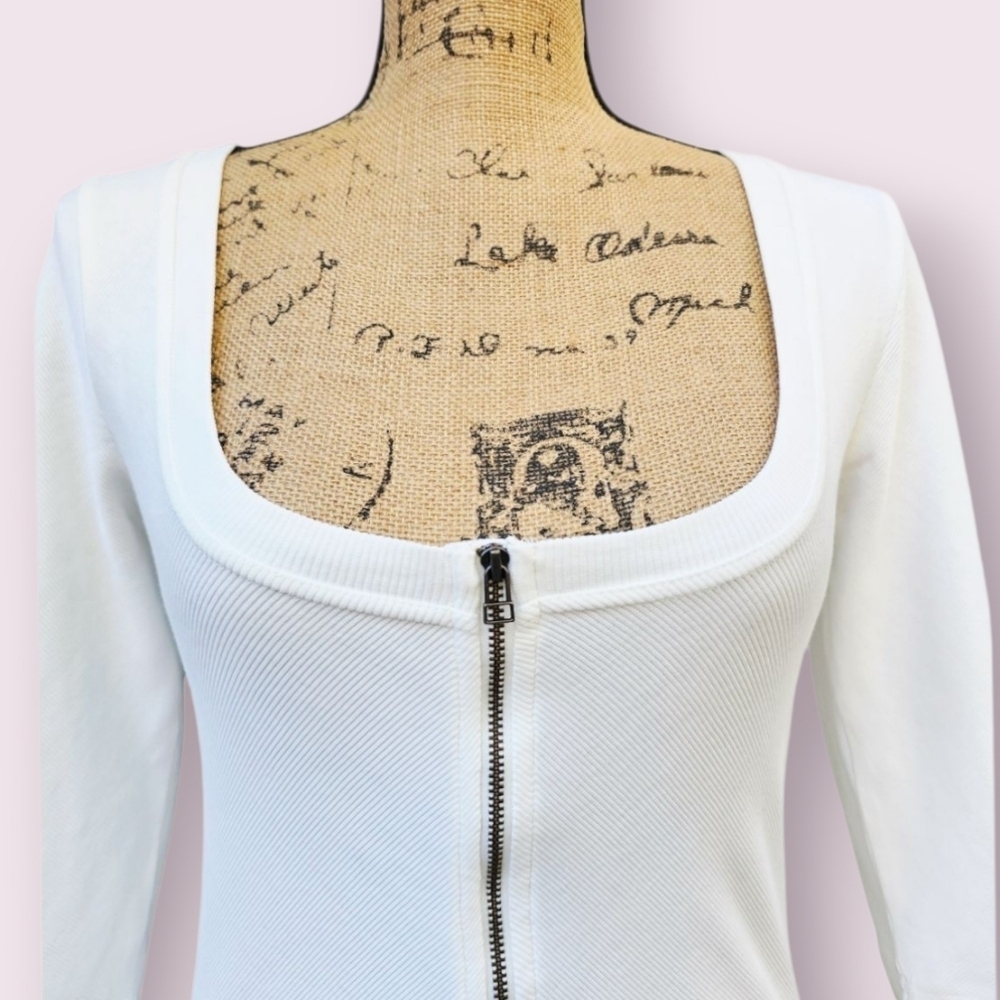 Maeve Anthropologie Ivory Ribbed Top Front-Zip, Scoop Neck, 3/4 Sleeves, Size S - Picture 3 of 6